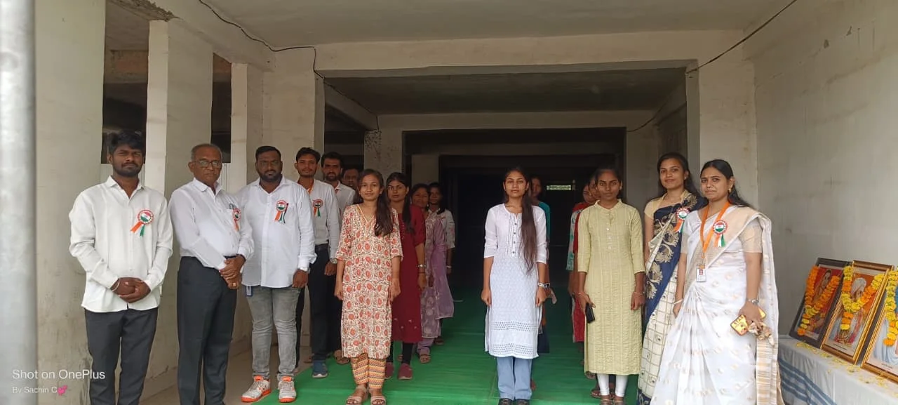 a1b42efb-f0f0-44ef-a809-7eb006585dcc